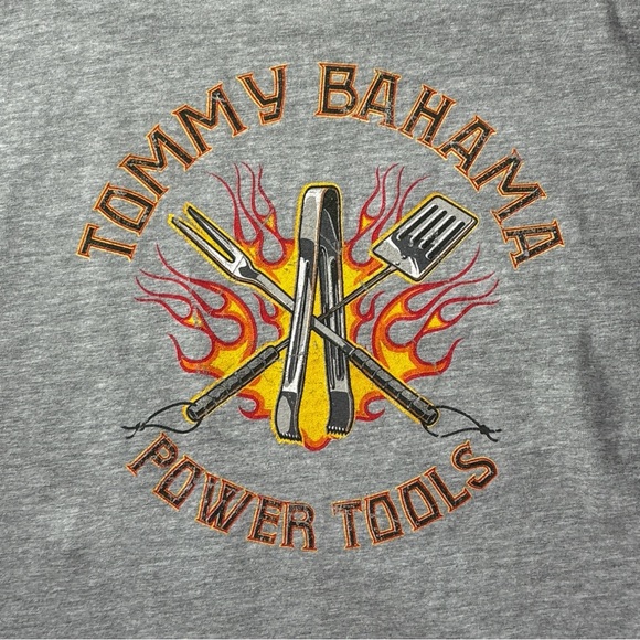 Tommy Bahama T Shirt Men's XL Grey Flames Barbecue BBQ Graphic Tee Cookout Grill - Picture 2 of 6